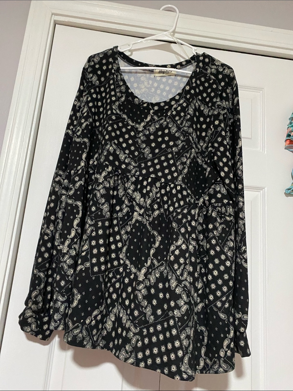 Women's Black Paisley Patch Long Sleeve Dress